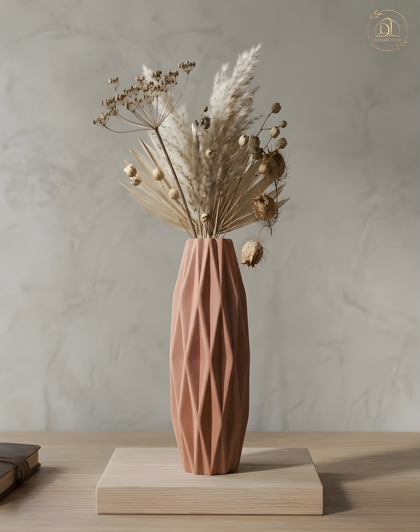 Nordic Diamond Luxe Vase – Modern Geometric Statement Décor